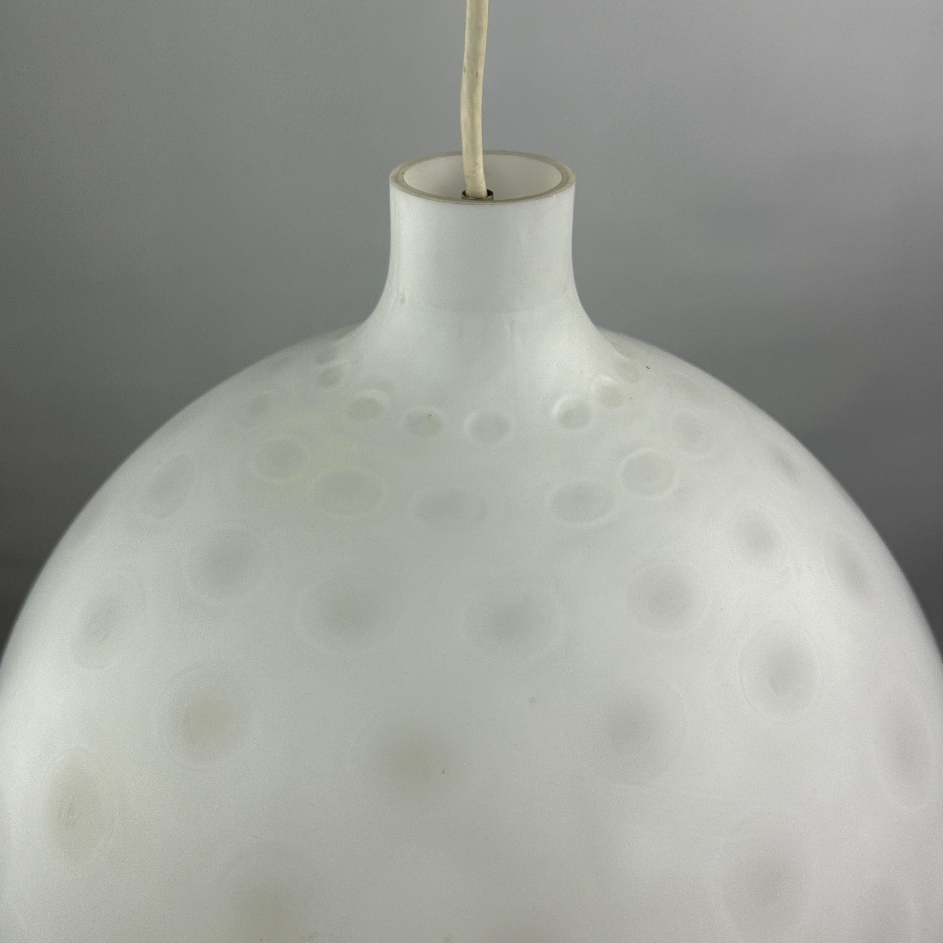 White glass pendant light COMO XL by Aloys Gangkofner for Peill and Putzler 1950 For Sale 3
