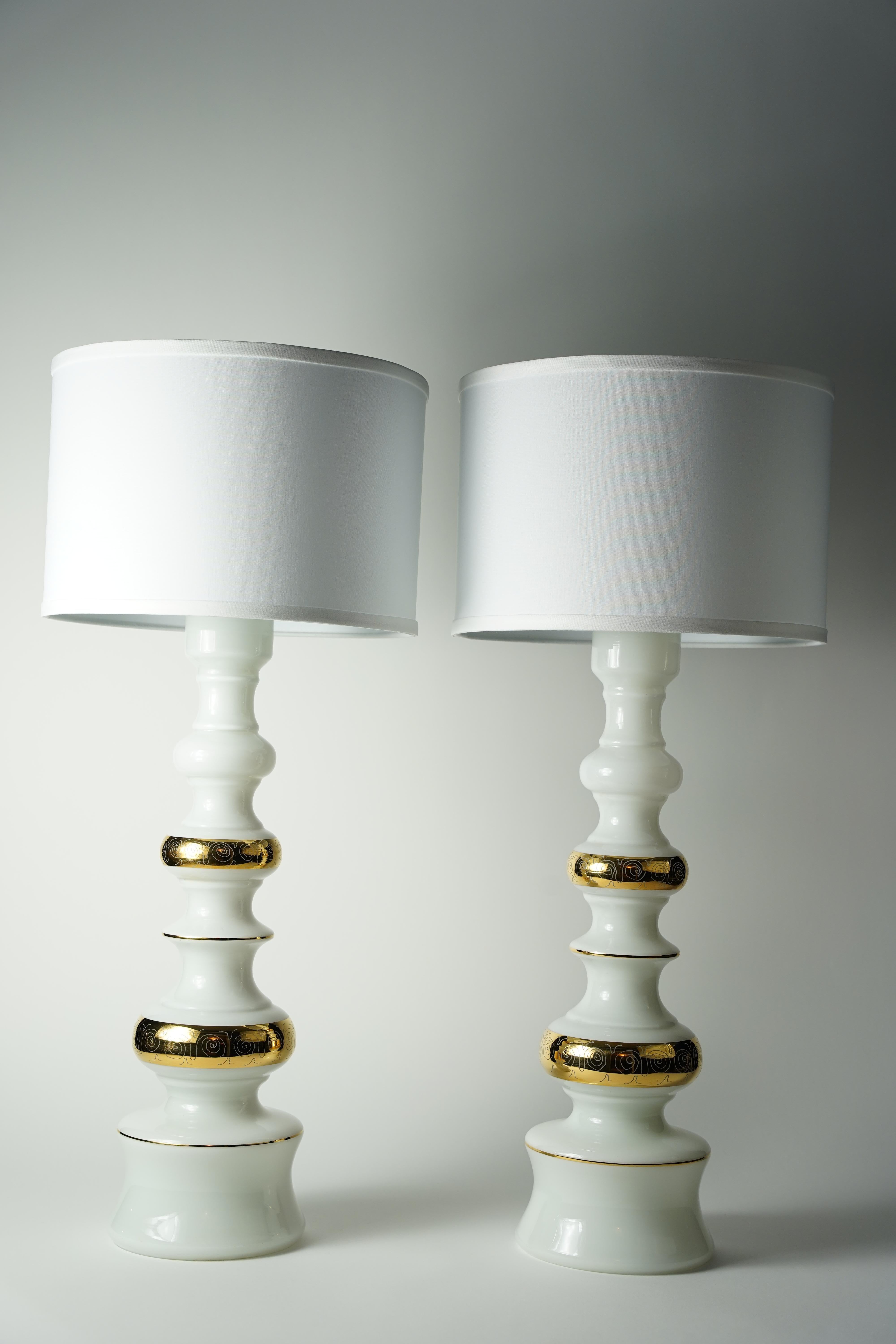 White glass with gold pattern, Rosdala Lamps, 1970 Sweden For Sale 1