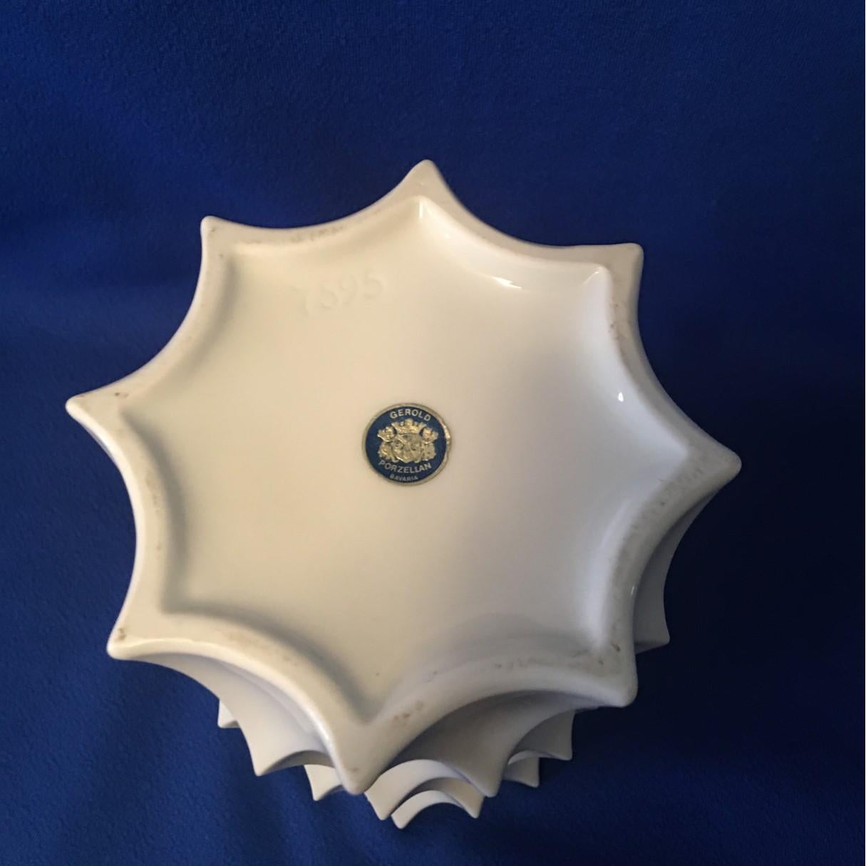 White Glaze Geometric Vase Gerold Porcelain Bavaria For Sale 2