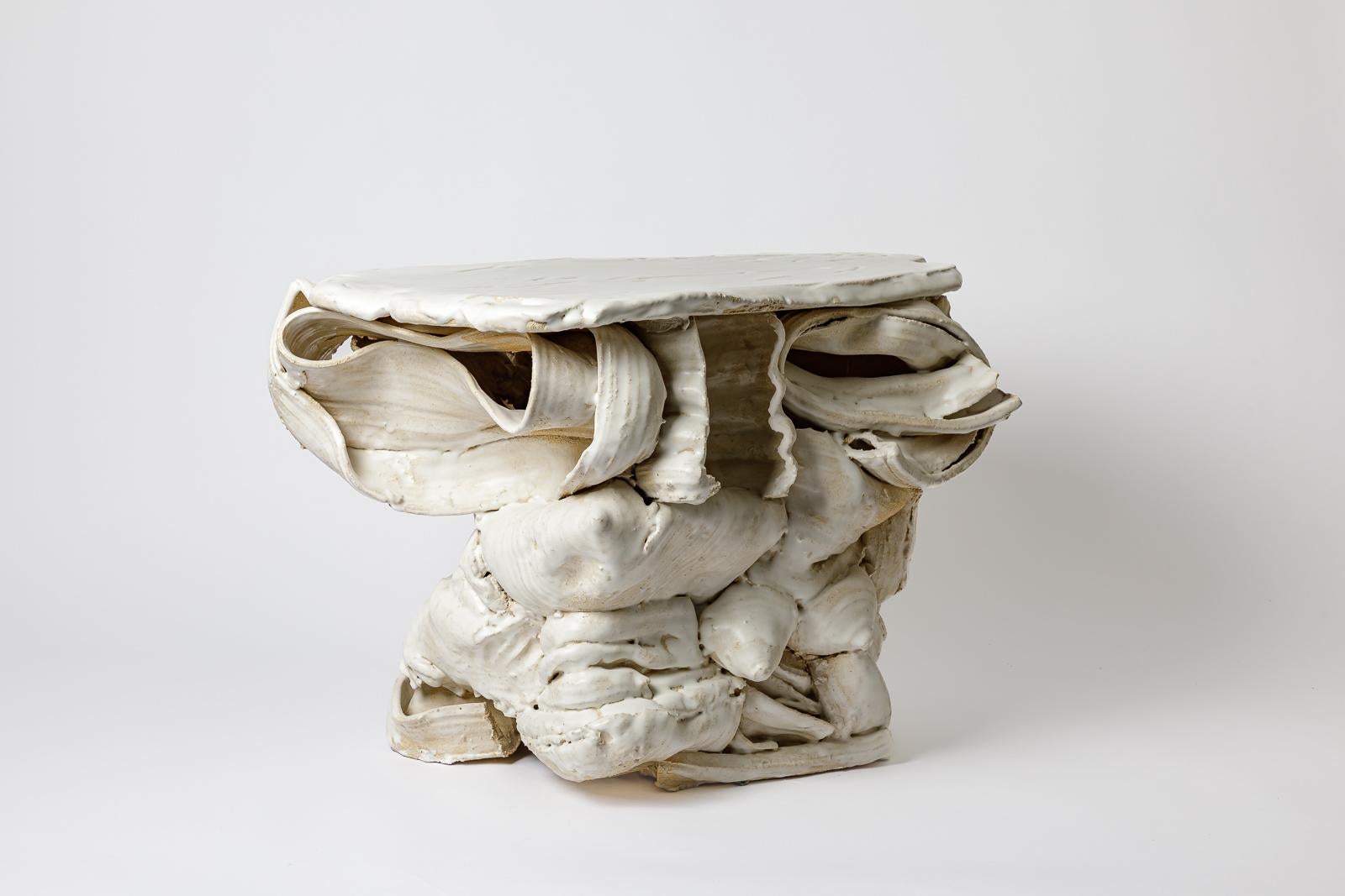 Beaux-Arts Table en céramique émaillée blanche de Patrick Crulis, 2025 en vente