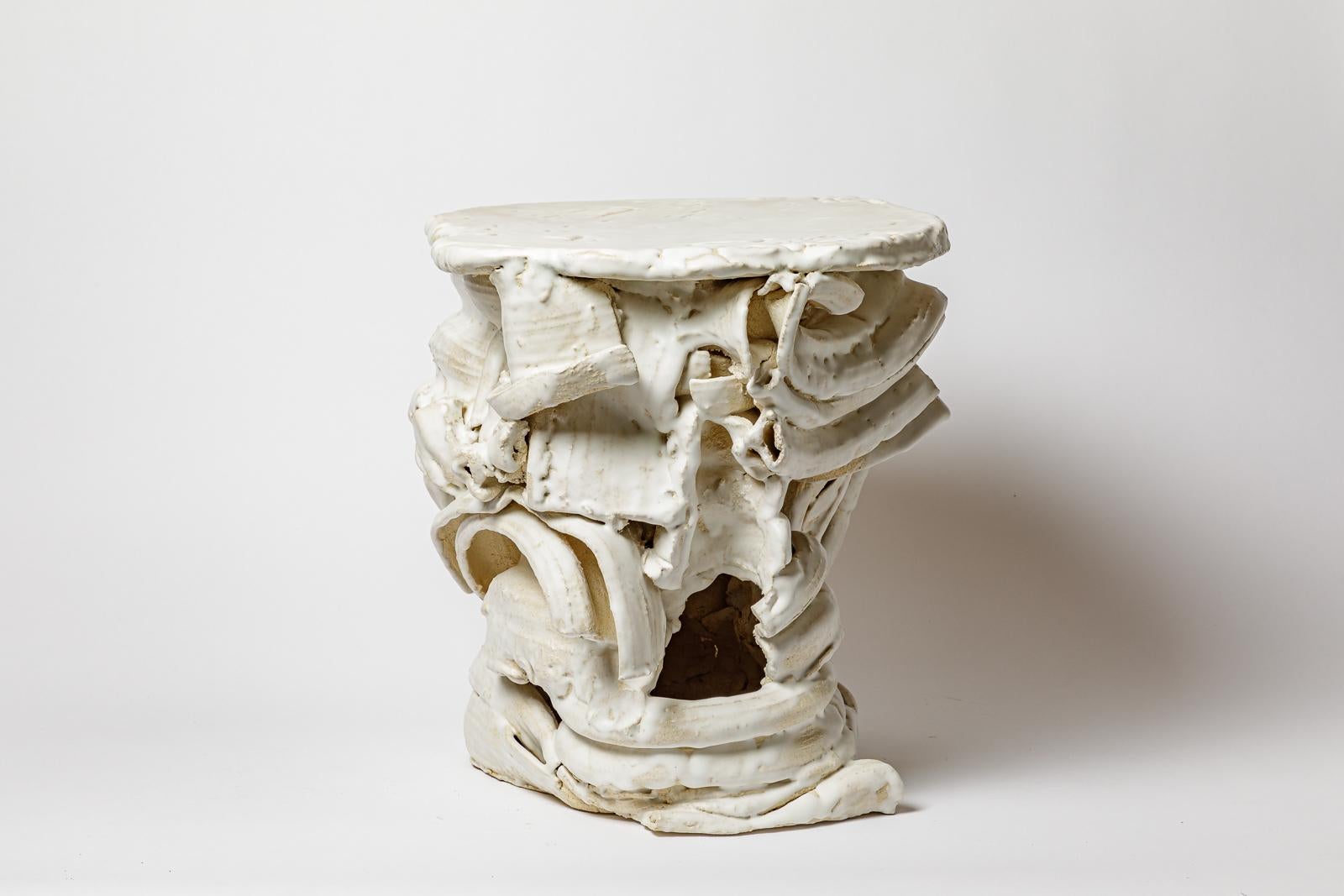White glazed ceramic table by Patrick Crulis, 2025. Francés en venta