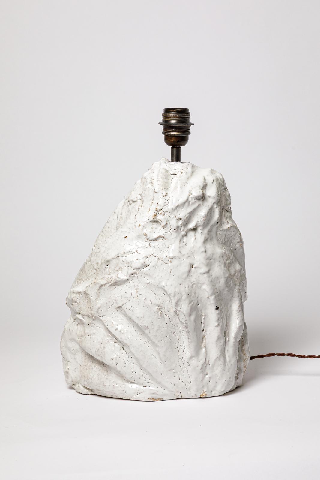 Beaux-Arts Lampe à poser en céramique émaillée blanche d'Hervé Rousseau, 2022 / Réf 18 en vente