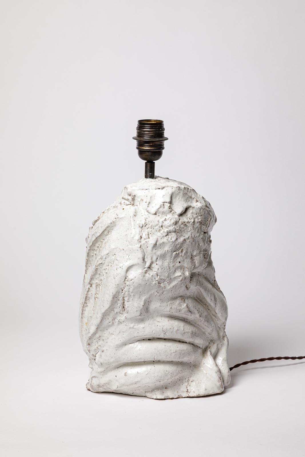 Français Lampe à poser en céramique émaillée blanche d'Hervé Rousseau, 2022 / Réf 12 en vente
