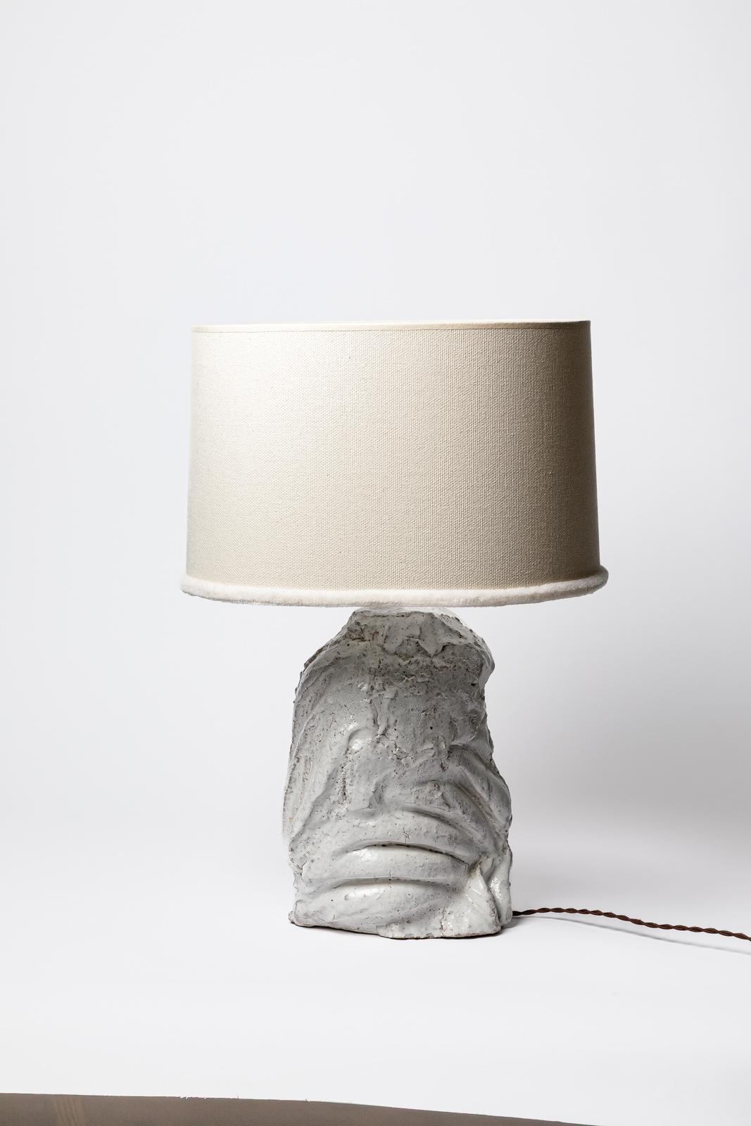 XXIe siècle et contemporain Lampe à poser en céramique émaillée blanche d'Hervé Rousseau, 2022 / Réf 12 en vente