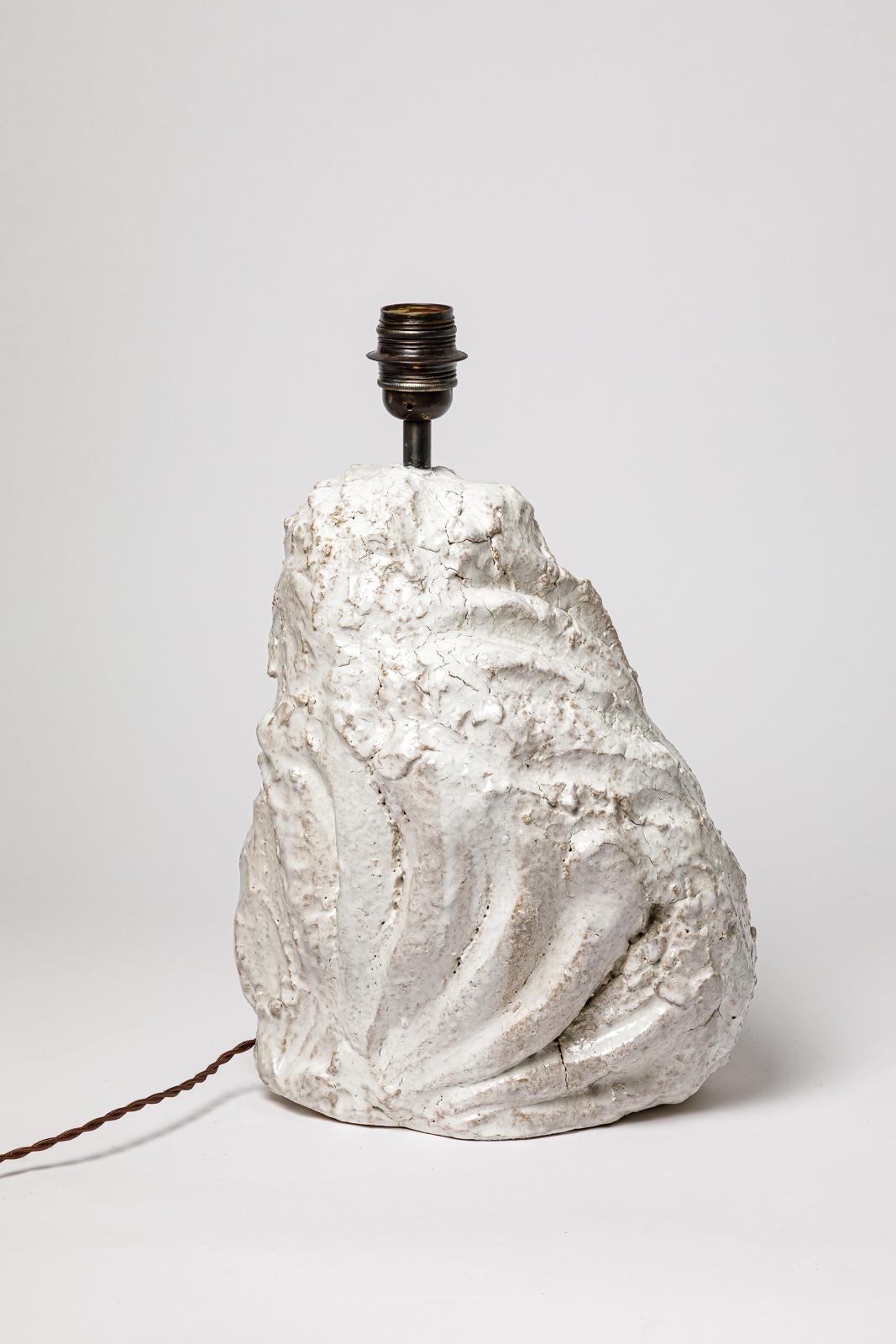 XXIe siècle et contemporain Lampe à poser en céramique émaillée blanche d'Hervé Rousseau, 2022 / Réf 20 en vente