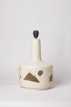 White glazed ceramic table lamp in the style of Jacques Lignier, circa 1960