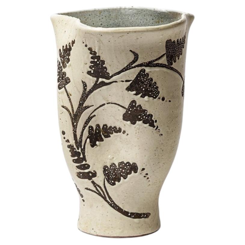 White glazed ceramic vase by René Bluet, circa 1950.
