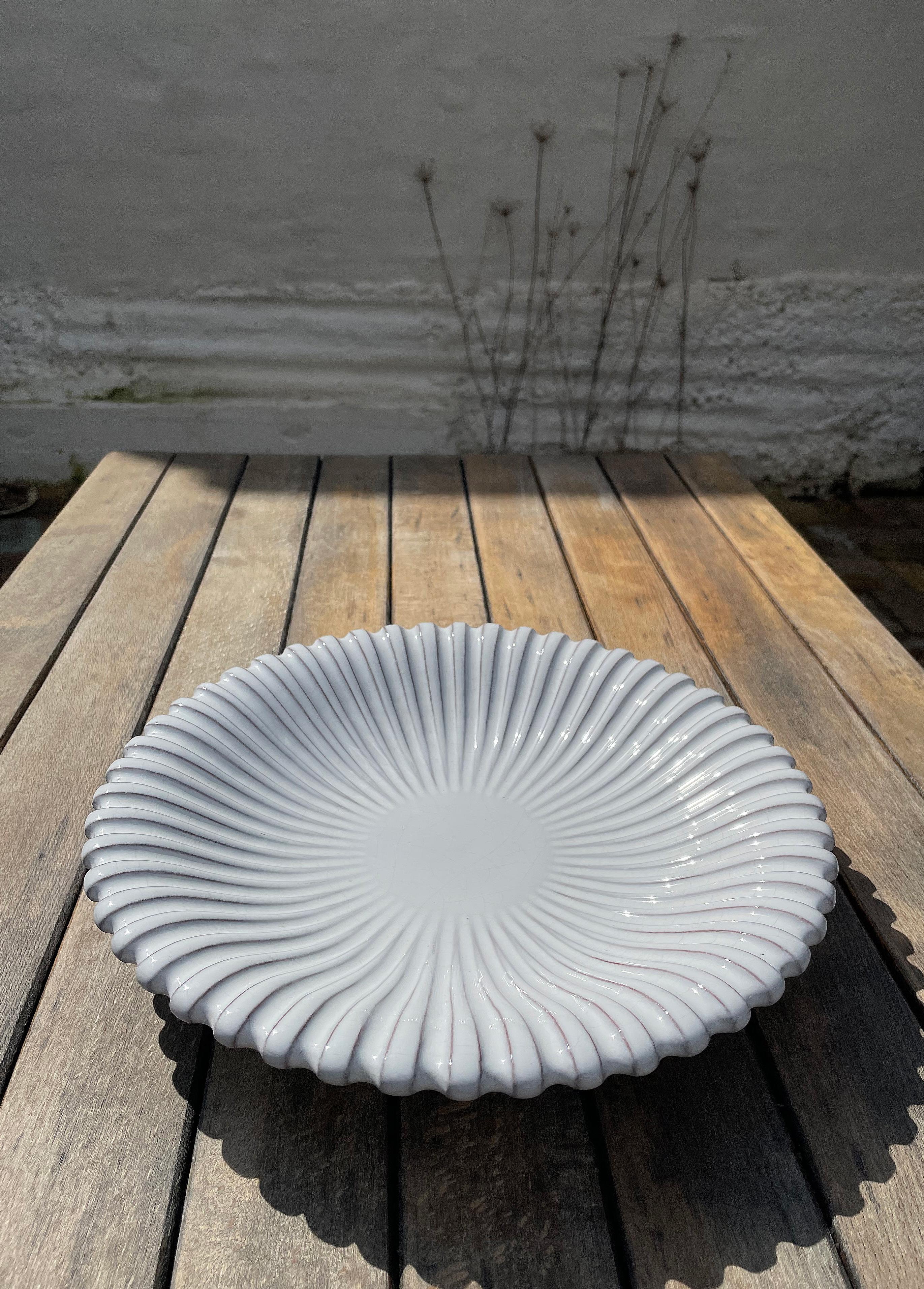 Mid-Century Modern White Glazed Relief Lined Bowl Plate, 1960s For Sale