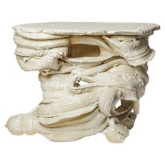 Table en grès émaillé blanc de Patrick Crulis, 2026.