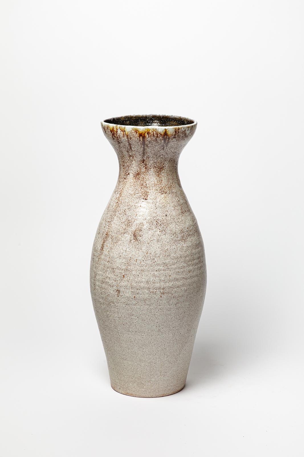 Beaux Arts White glazed stoneware vase by Accolay, circa 1960-1970. For Sale