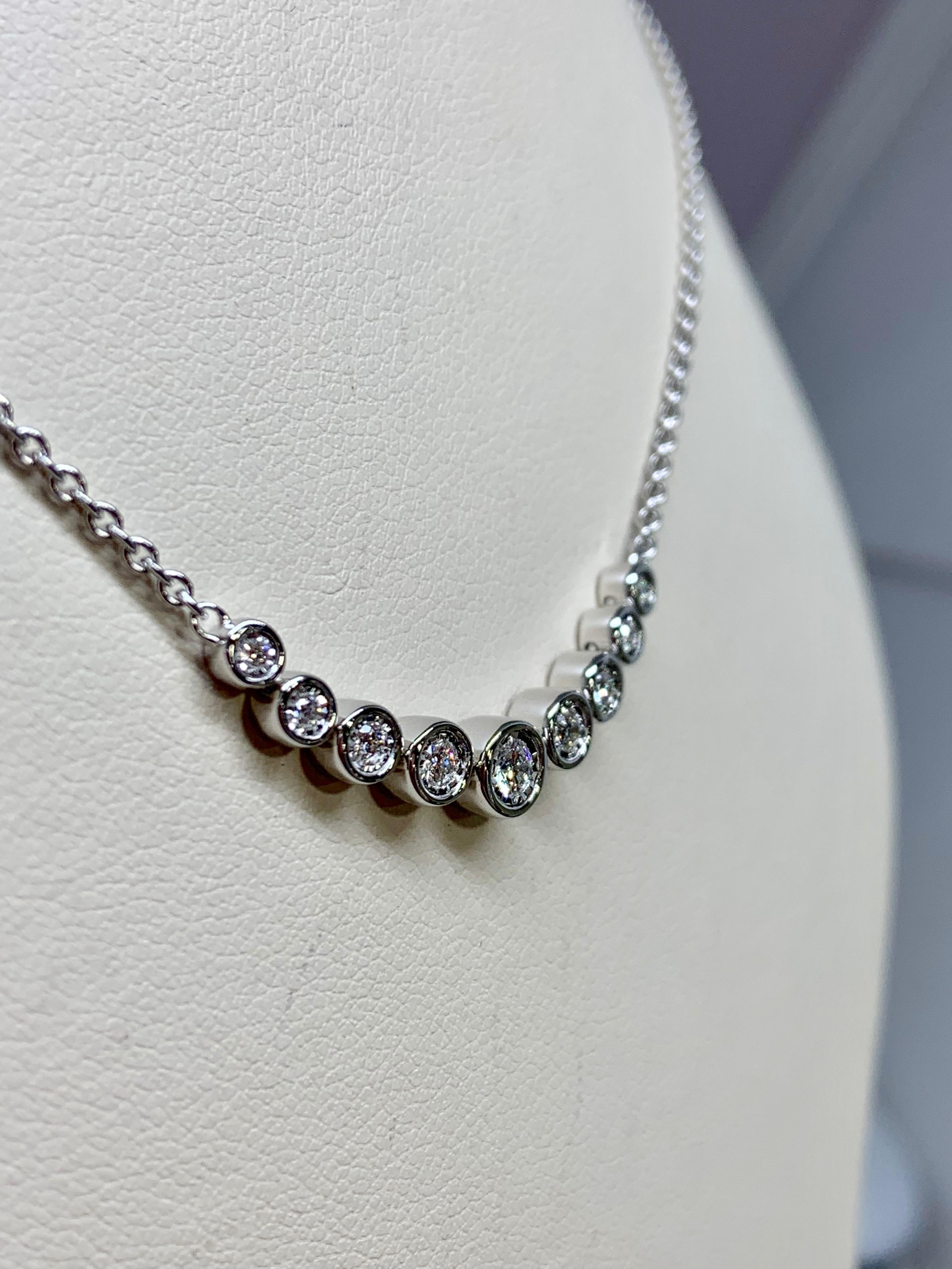 Contemporary White Gold 0.25 Carat Round Diamond Bezel Necklace For Sale