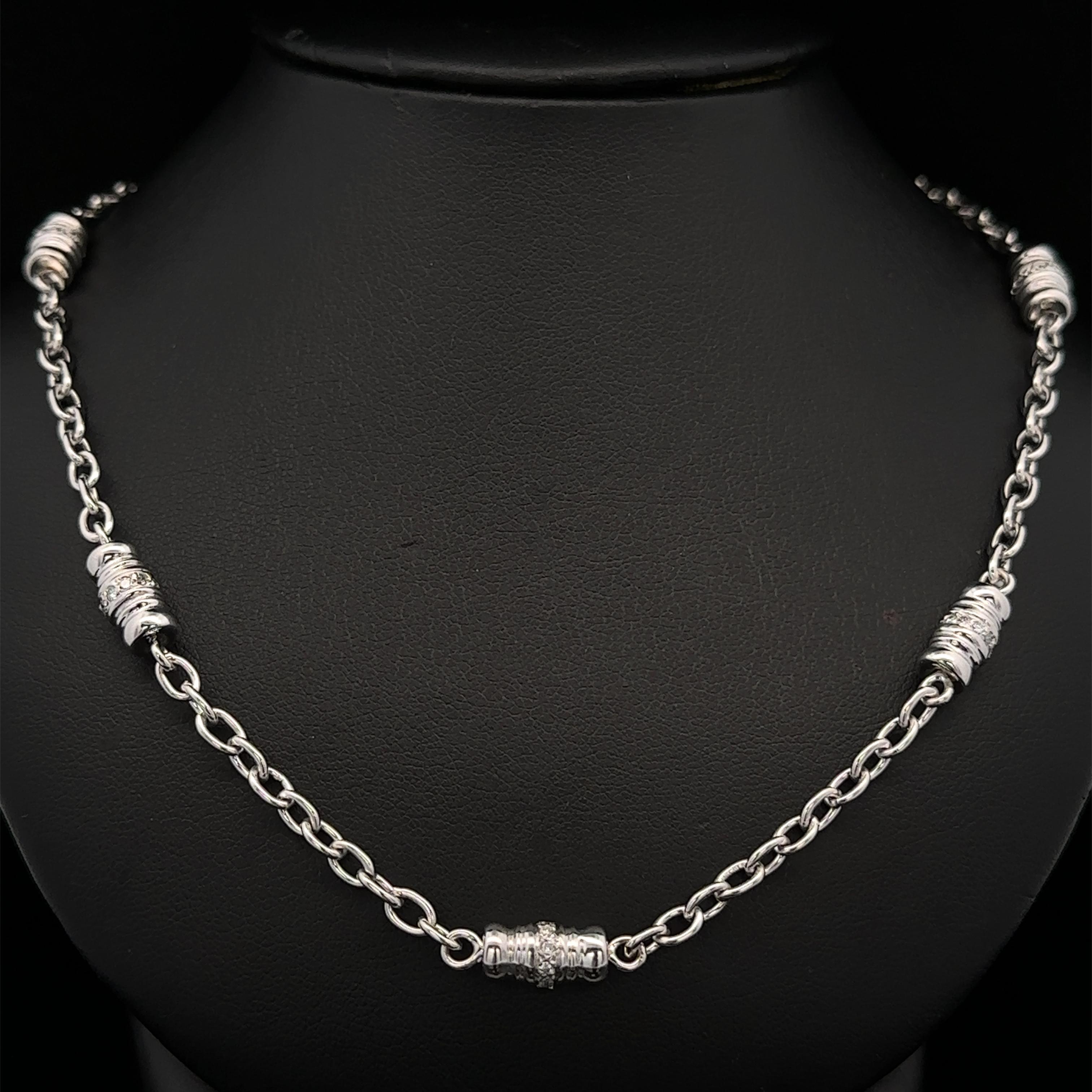 Collier à maillons en or blanc 0.40ctw Diamond Barrel Station Cable Link w/ Toggle Clasp en vente 3