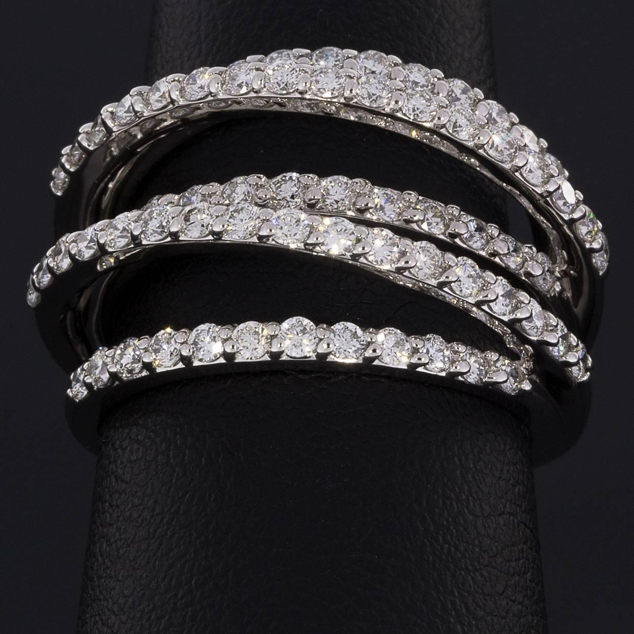 White Gold 1.08 Carat Diamond Wrap Around Ring In Excellent Condition In Columbia, MO