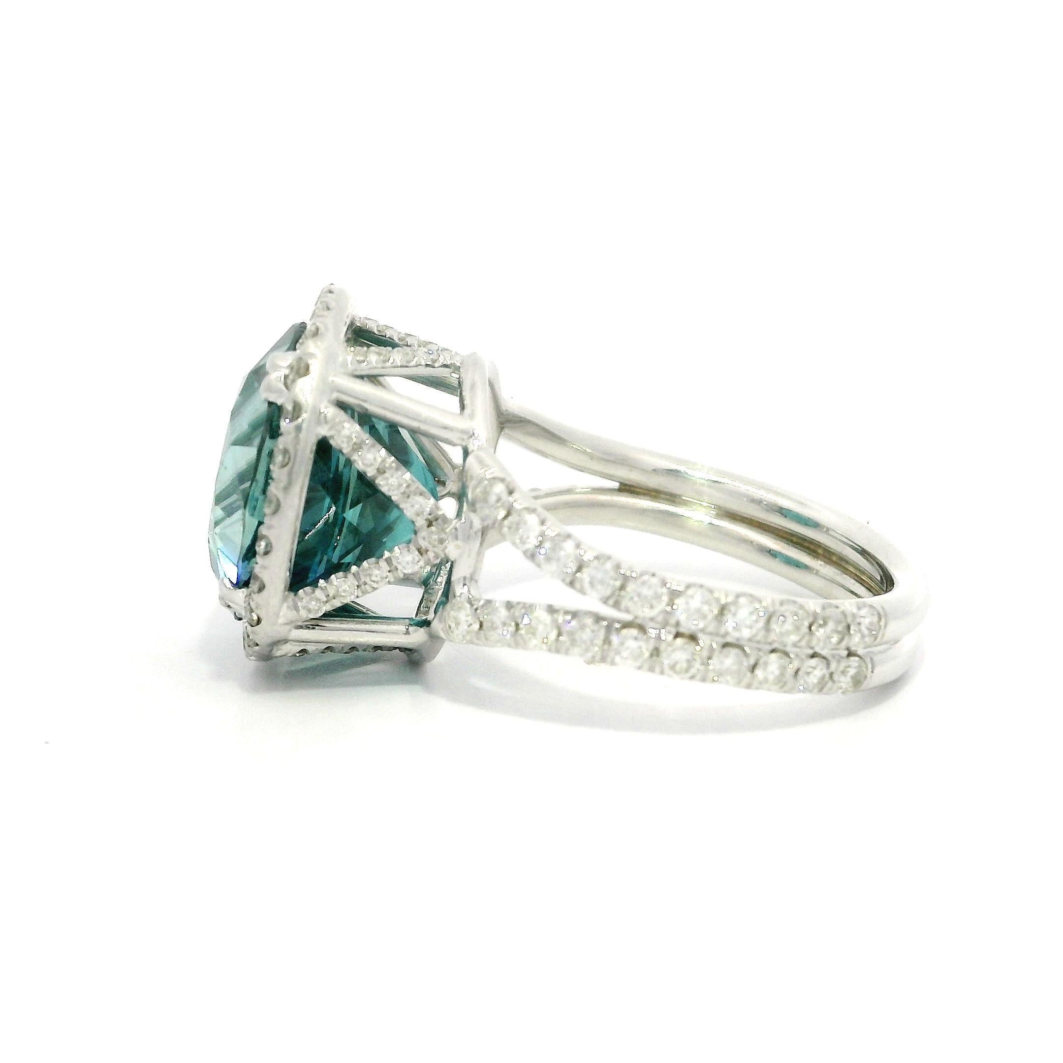White Gold 11.72ctw GIA Very Fiery Blue Zircon Diamond Statement Solitaire Ring For Sale 1