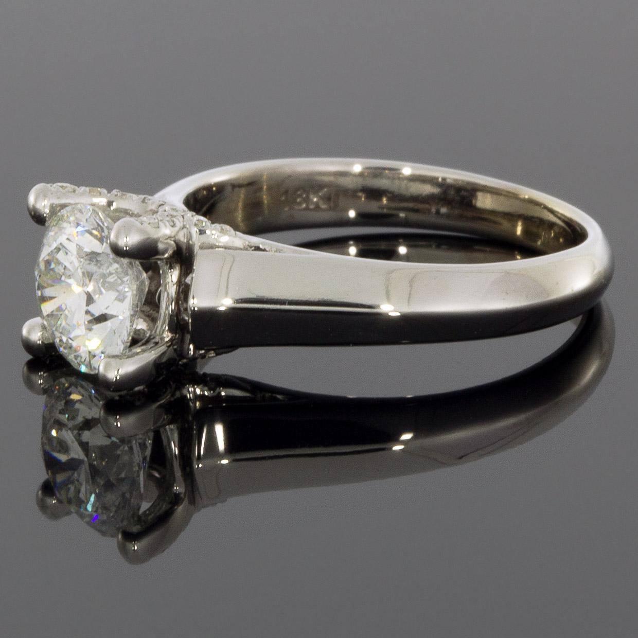 Item Details

Estimated Retail $7,500.00
Main Stone Diamond
Main Stone Shape Round
Main Stone Weight $1.13 ct
Main Stone Color G
Main Stone Clarity I1
Main Stone Treatment Not Enhanced
Natural/Lab-Created Natural
Secondary Stone Diamond
Secondary