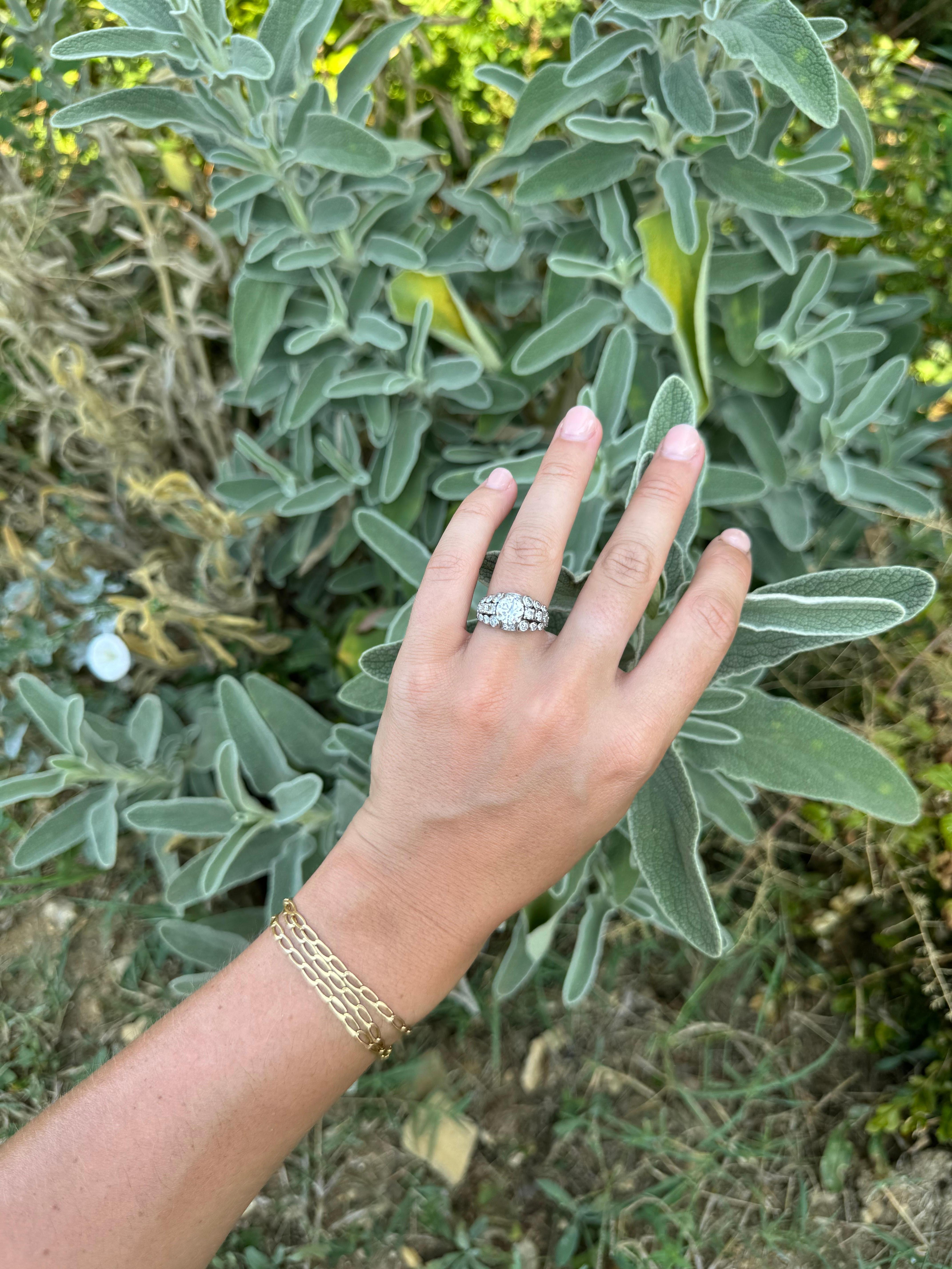 Women's or Men's White gold 1.30 Carats diamond ring from 1951 For Sale