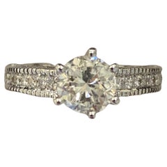 White Gold 14K Ring With 1 carat Centered Diamond