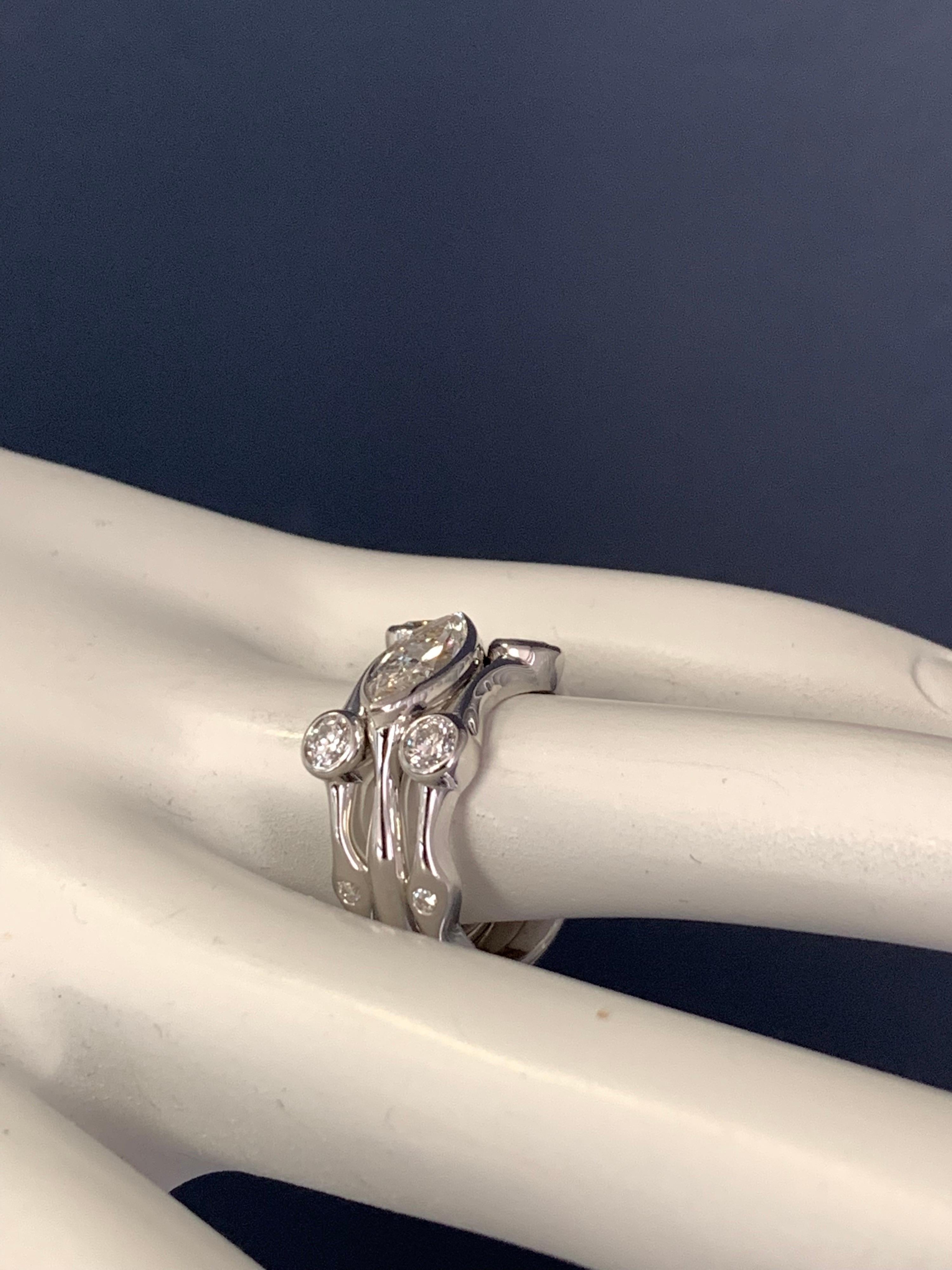 White Gold 1.63 Carat Natural Colorless Marquise & Round Diamond Stack Ring Set In Good Condition For Sale In Los Angeles, CA