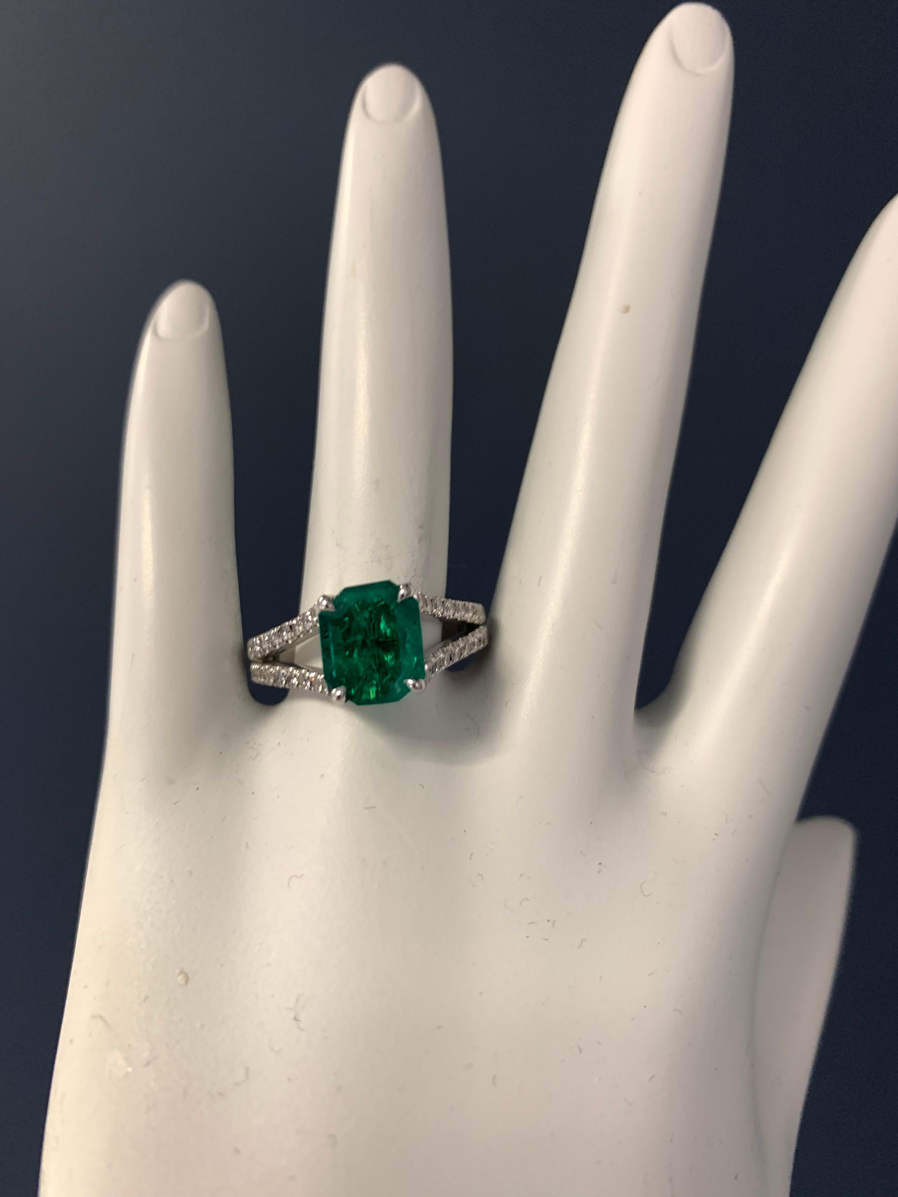 White Gold 1.70 Carat Natural Green Emerald and Diamond Engagement Ring Gemstone 1