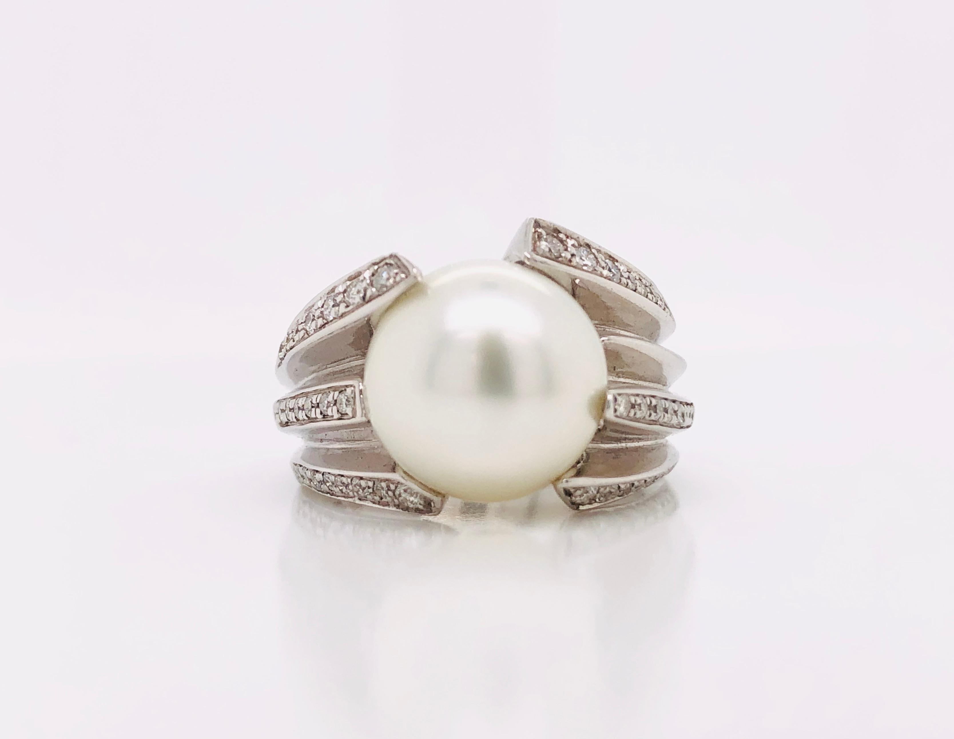 Modern White Gold 18 Carat, Cultured Pearl and White Diamonds Ring
