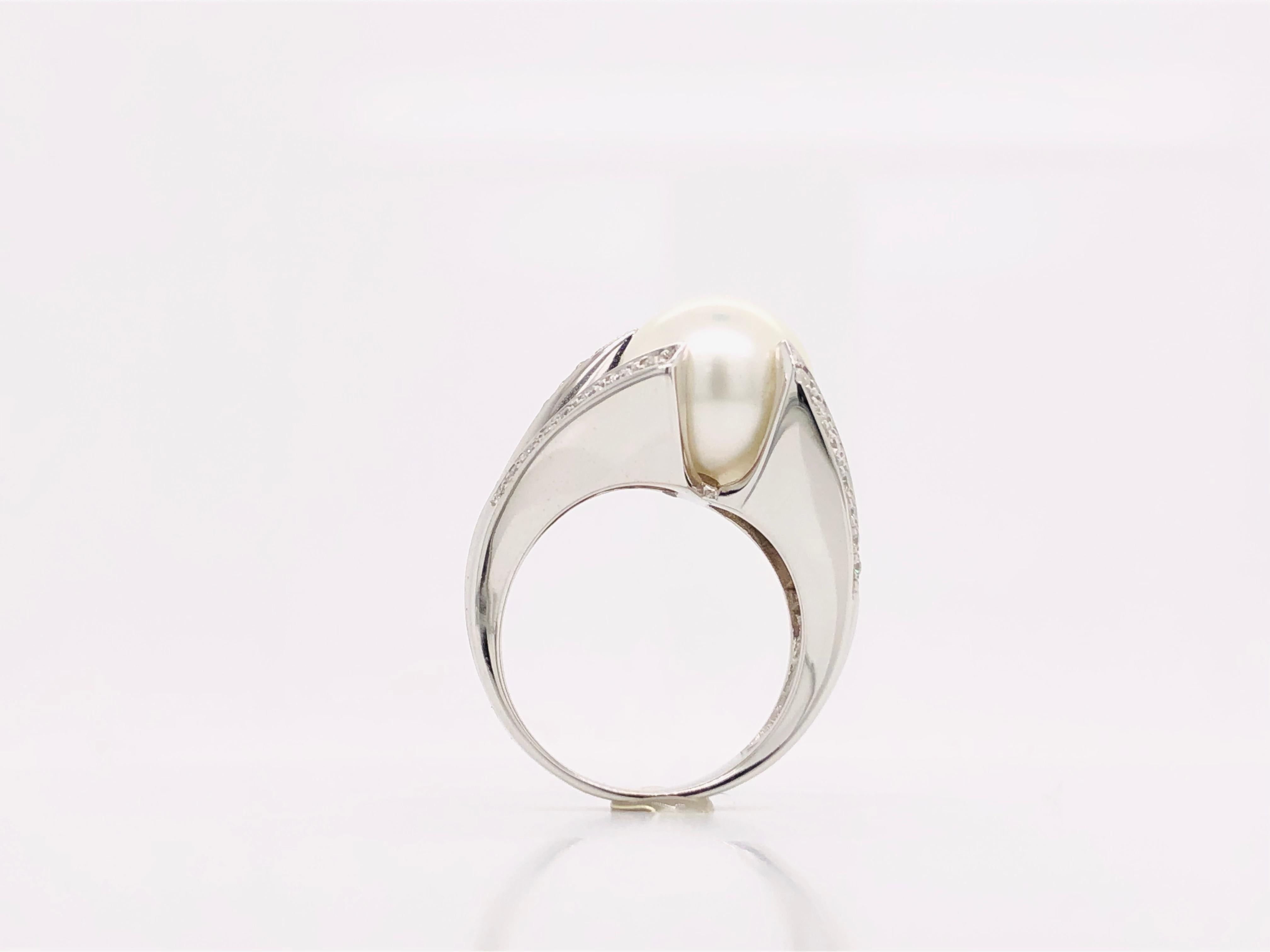 White Gold 18 Carat, Cultured Pearl and White Diamonds Ring 2