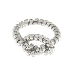 White Gold 18 Karat Tubogas Knot Ring