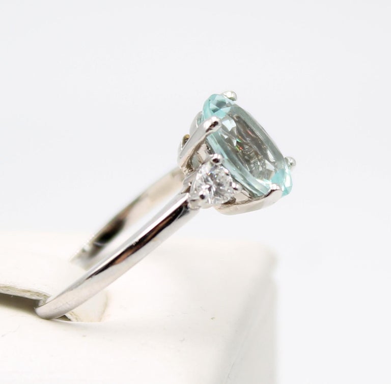 9ct White Gold 0.10ct Diamond Aquamarine Ring