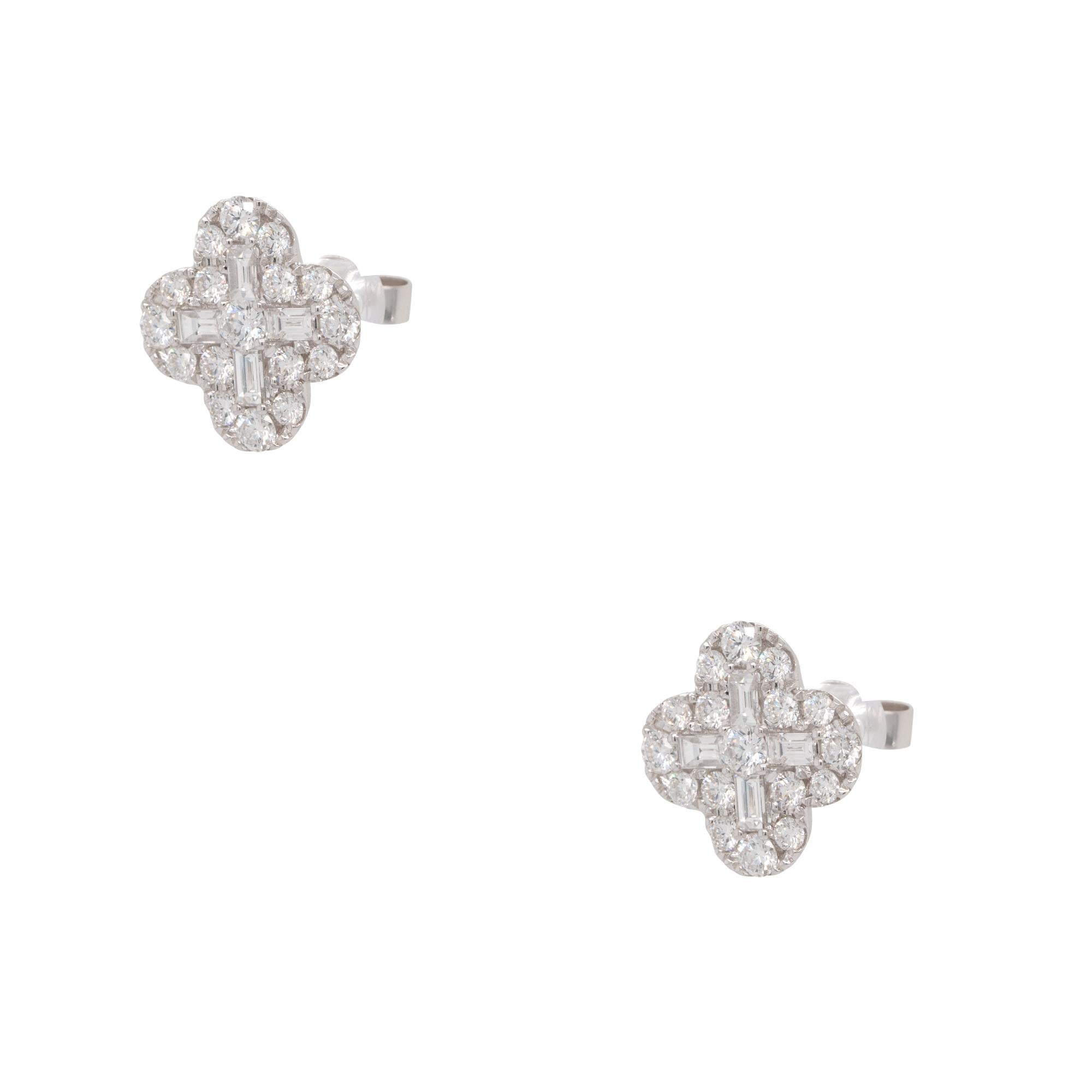 Round Cut 2.05 Carat Diamond Clover Earrings 18 Karat in Stock For Sale
