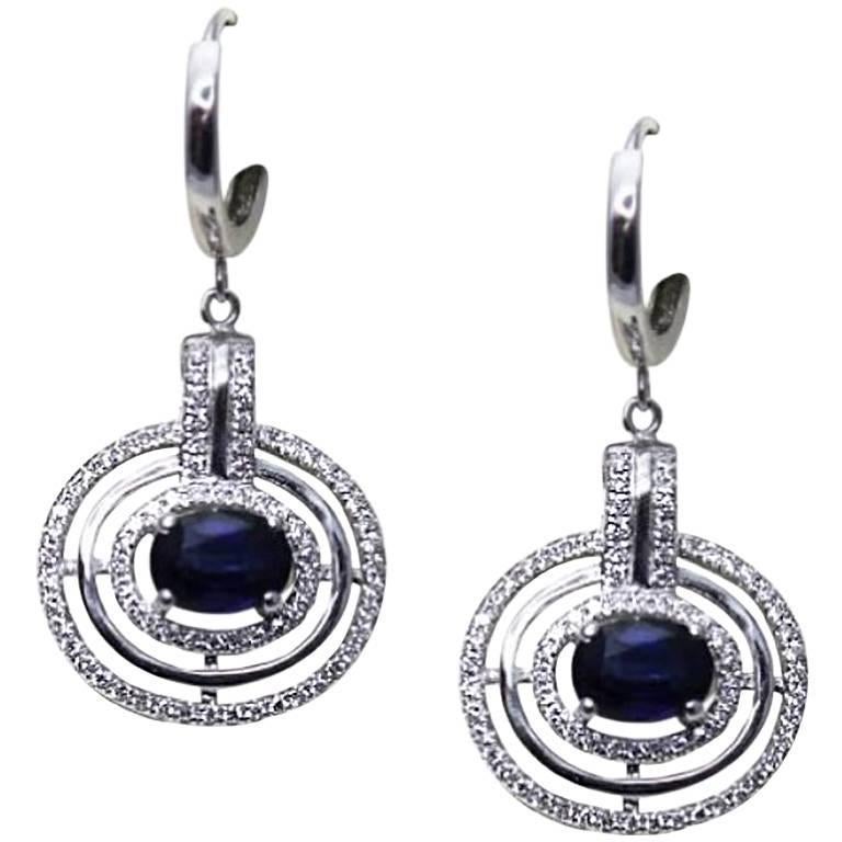 Modern White Gold 2.10 ct Sapphire and Brilliant Cut 0.75 ct Diamonds Earrings For Sale