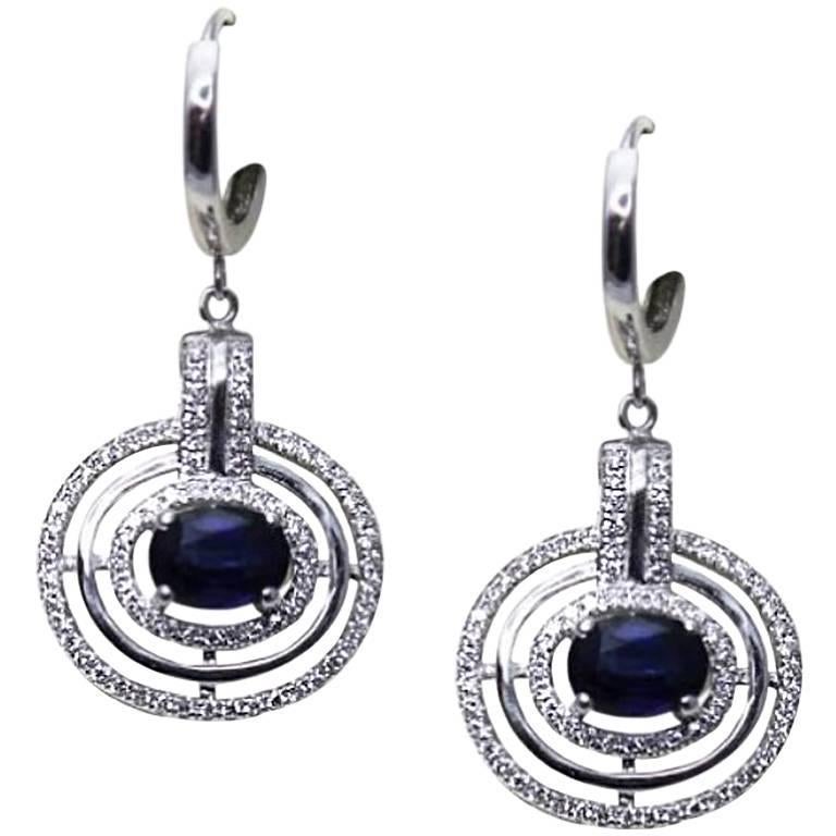 Round Cut White Gold 2.10 ct Sapphire and Brilliant Cut 0.75 ct Diamonds Earrings For Sale