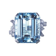 Ring aus Weißgold mit 21,73 Karat Aquamarin und Diamanten, um 1940