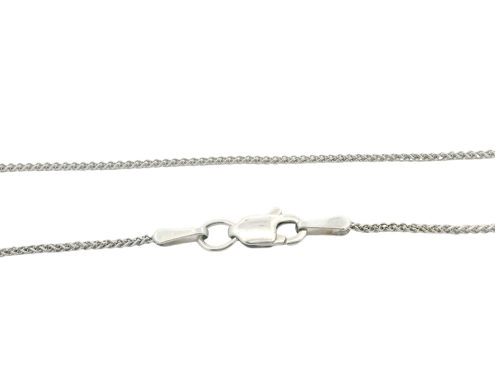 Weißgold 2,18ctw Saphir & Diamant-Anhänger auf 16