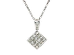 Collier en or blanc avec pendentif losange en diamant princesse invisible de 2,45 ct.