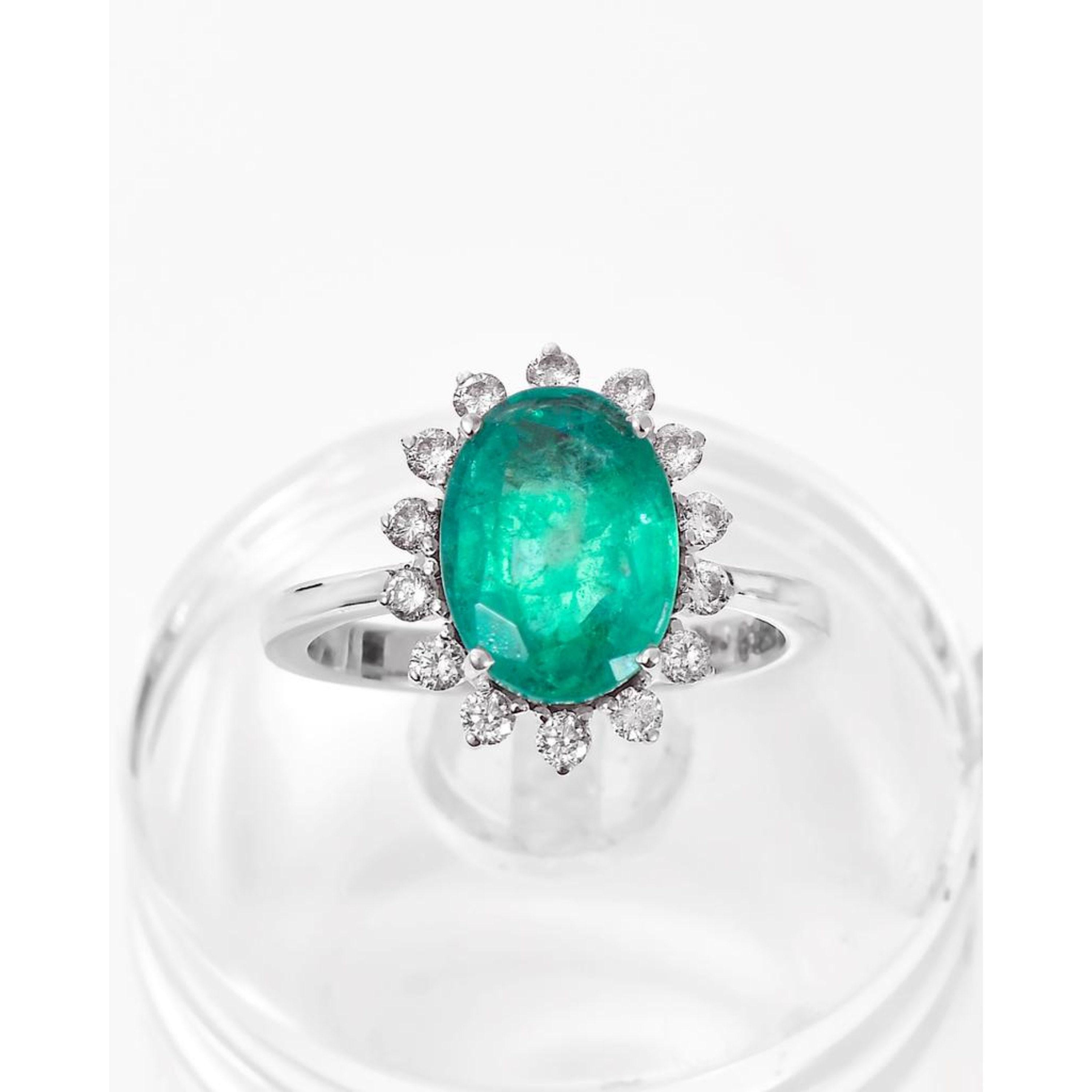 For Sale:  White Gold 3 Carat Emerald Engagement Ring, Unique Emerald Diamond Wedding Ring 4