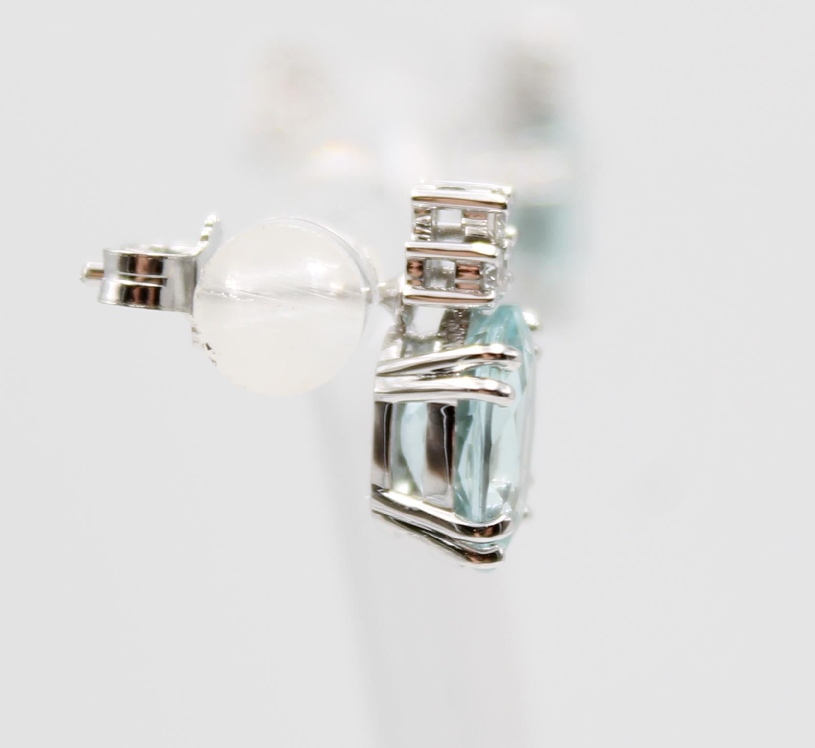 Women's White Gold 4.02 Aquamarine Diamond Earrings For Sale