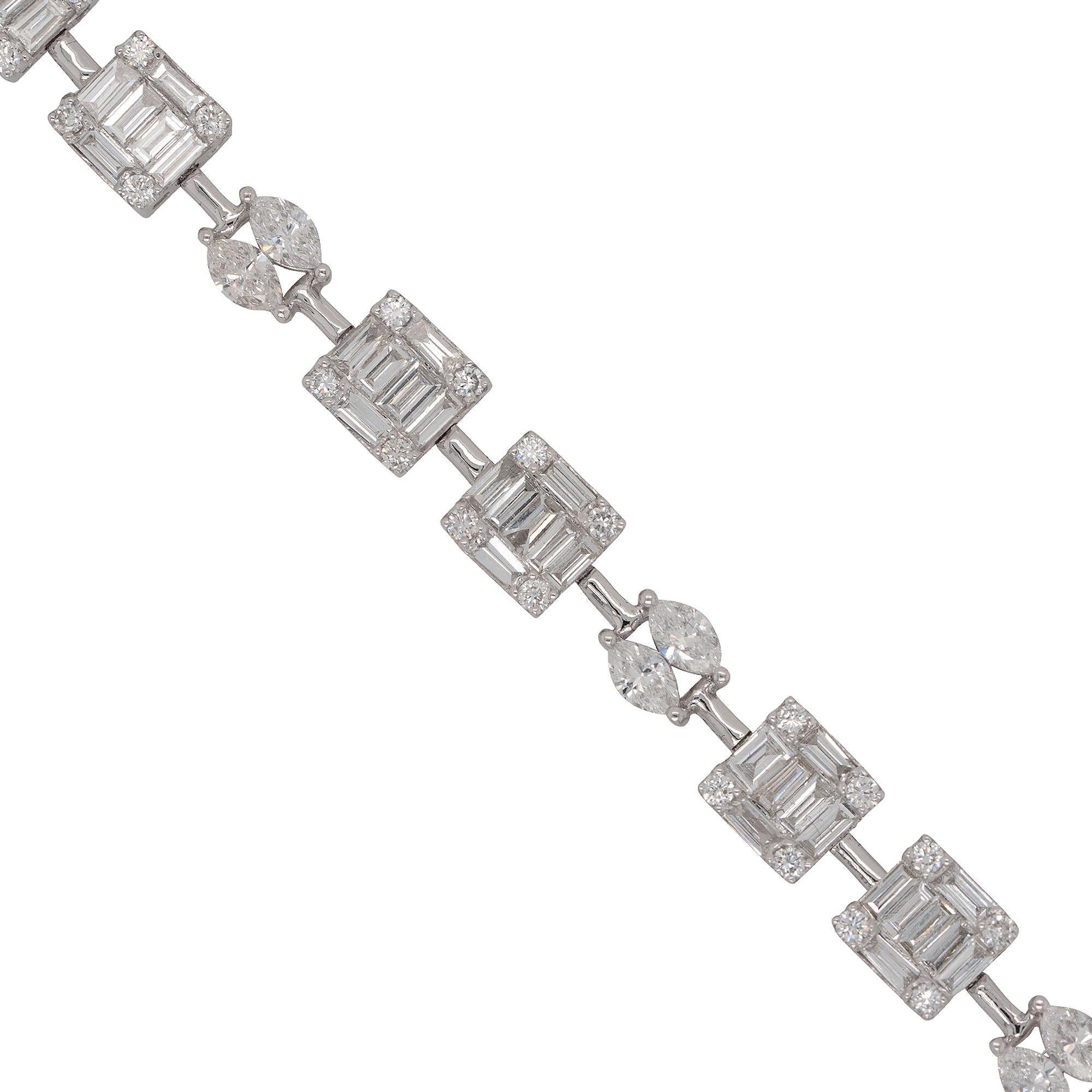 Women's 4.2 Carat Round & Baguette Diamond Cluster Link Bracelet 18 Karat In Stock For Sale