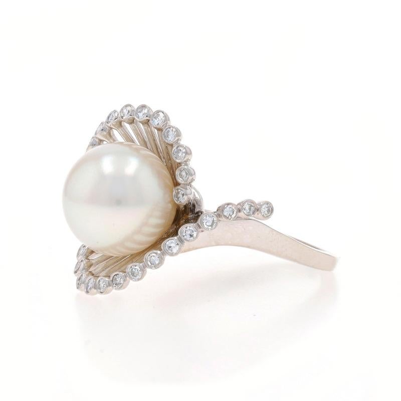 Anello bypass con perle Akoya e diamanti in oro bianco - 14k 0.32ctw Wave Swirl In condizioni ottime in vendita a Greensboro, NC