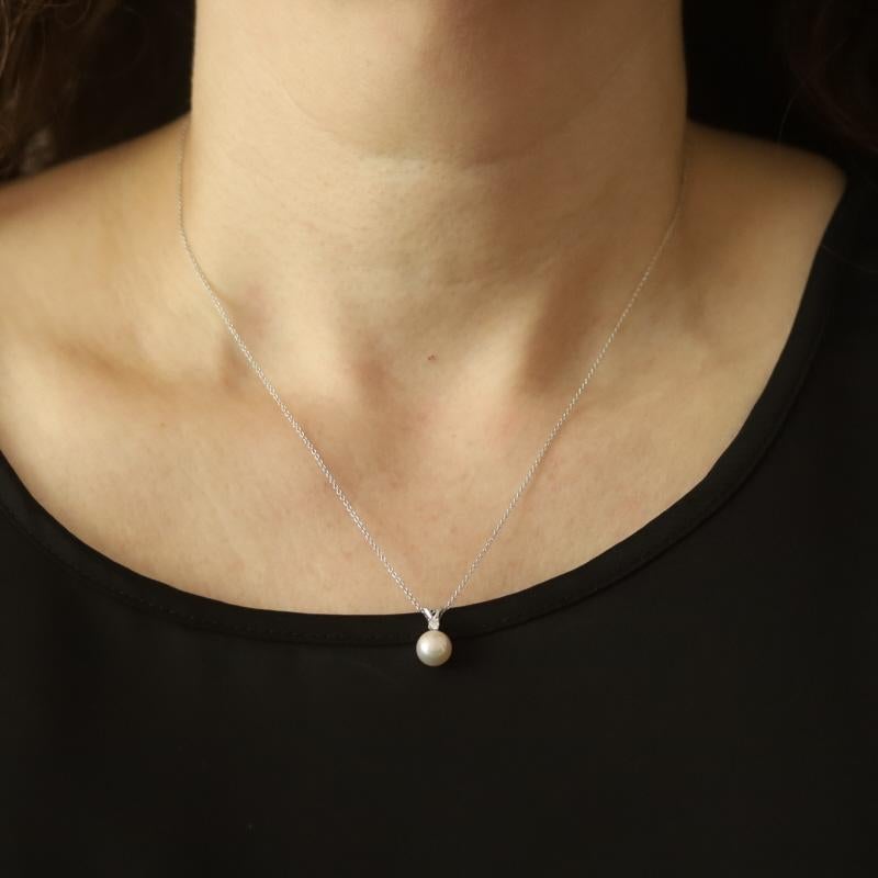 Collana con ciondolo di diamanti e perle Akoya in oro bianco da 18