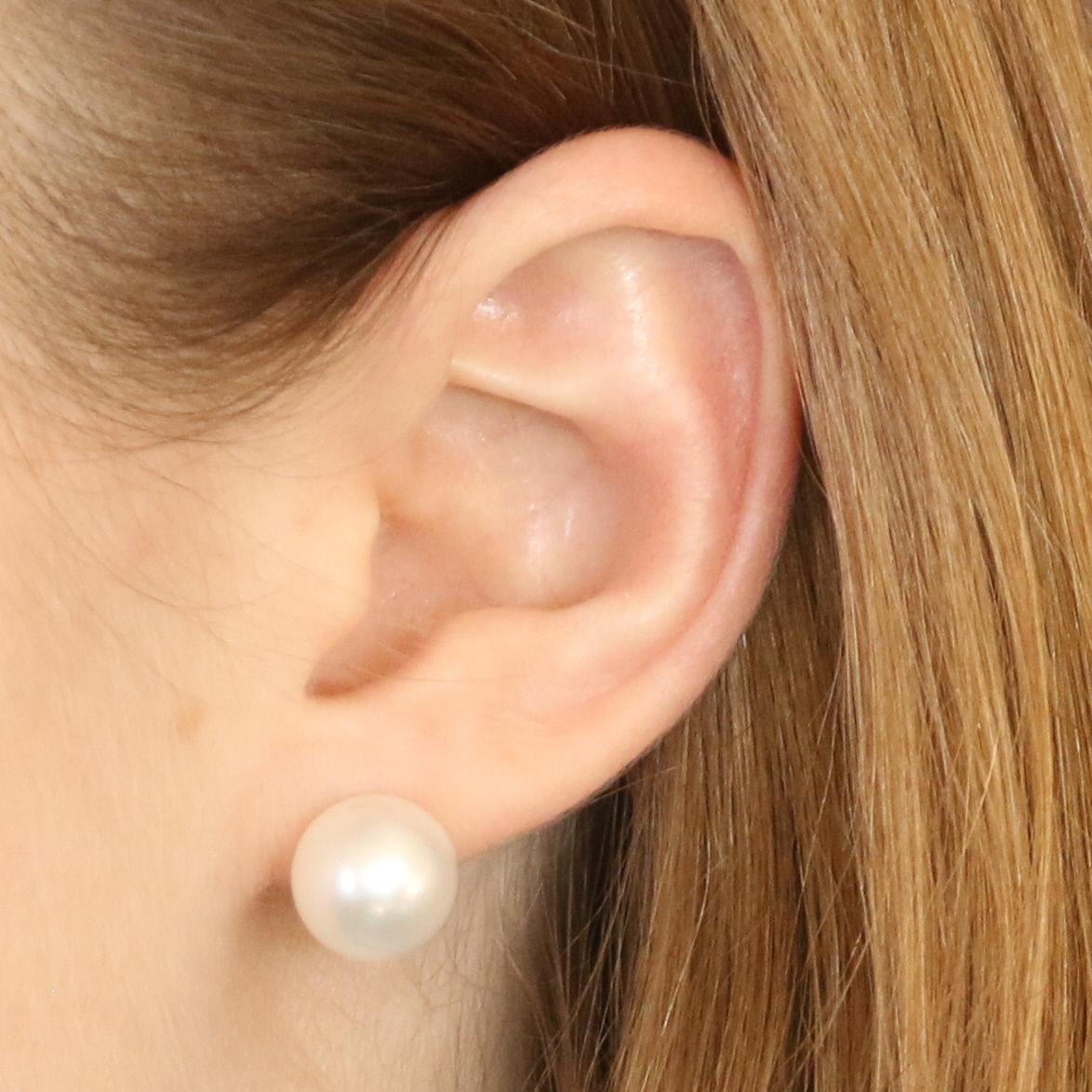 Perle Clous d'oreilles Akoya perles 14 carats percées 10,5 mm - 11 mm en vente