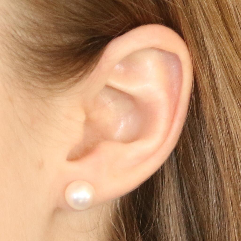 Clous d'oreilles Akoya en or blanc 14 carats perlés de 7,5 mm à 8 mm Neuf - En vente à Greensboro, NC