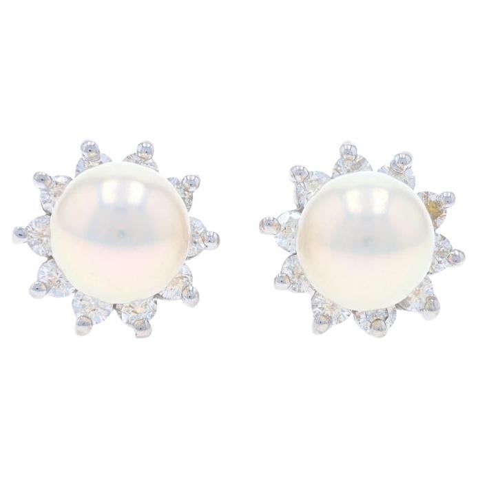 Perle Akoya in oro bianco, diamanti, borchie a raggiera 14k .80ctw, forate in vendita