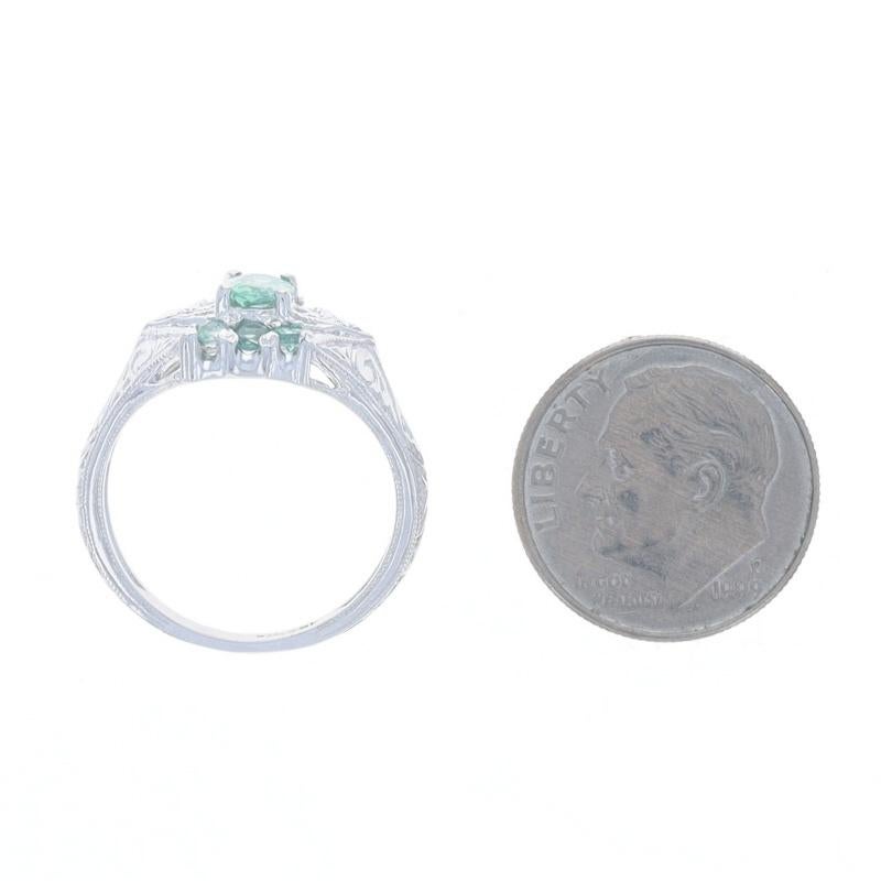 Donna Anello cocktail con alessandrite e diamanti in oro bianco - 14k Oval .70ctw in vendita