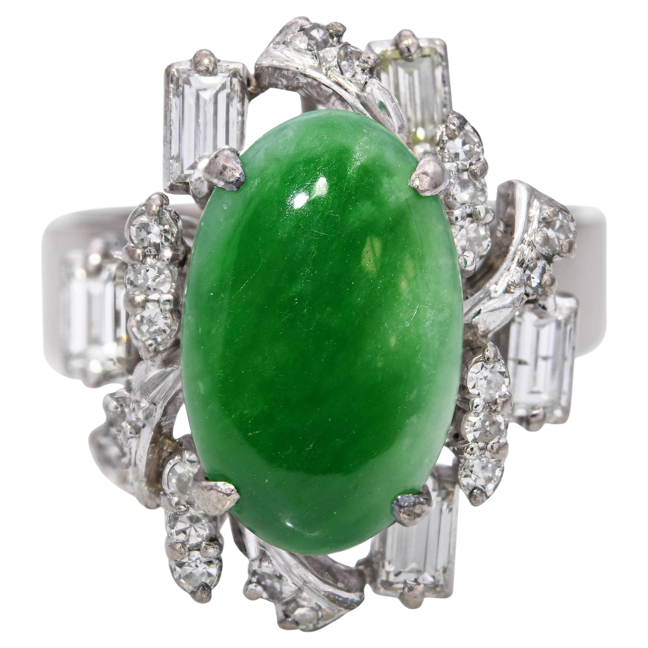 Anello in lega d
oro bianco con giadeite e diamanti