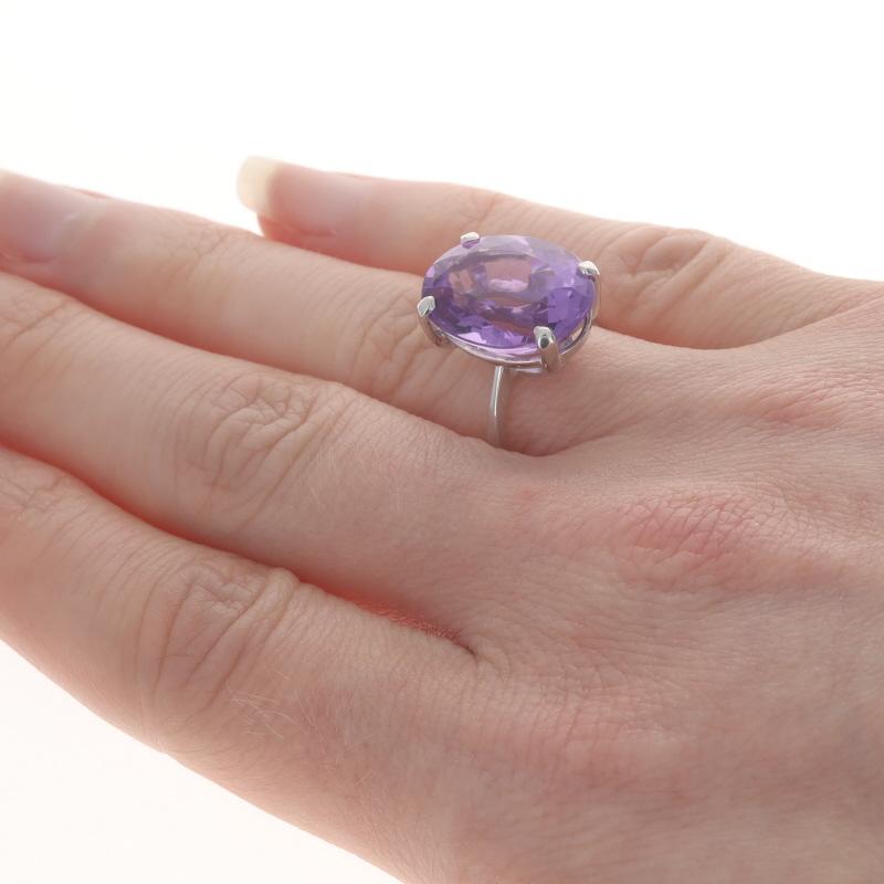 White Gold Amethyst Cocktail Solitaire Ring - 18k Oval 8.87ct In Good Condition For Sale In Greensboro, NC