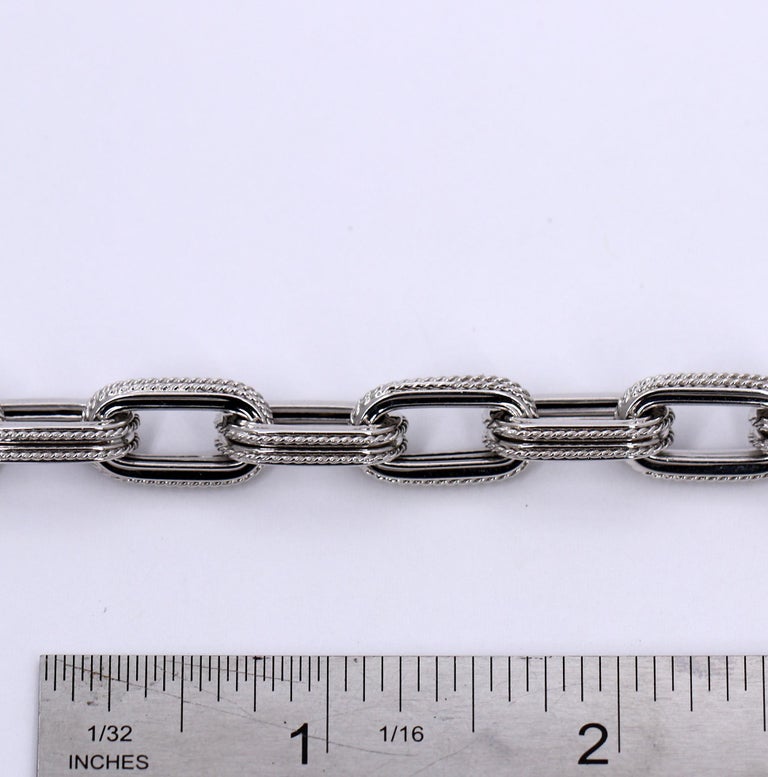 White Gold Anchor Link with Twisted Rope Edge Necklace For Sale at 1stdibs