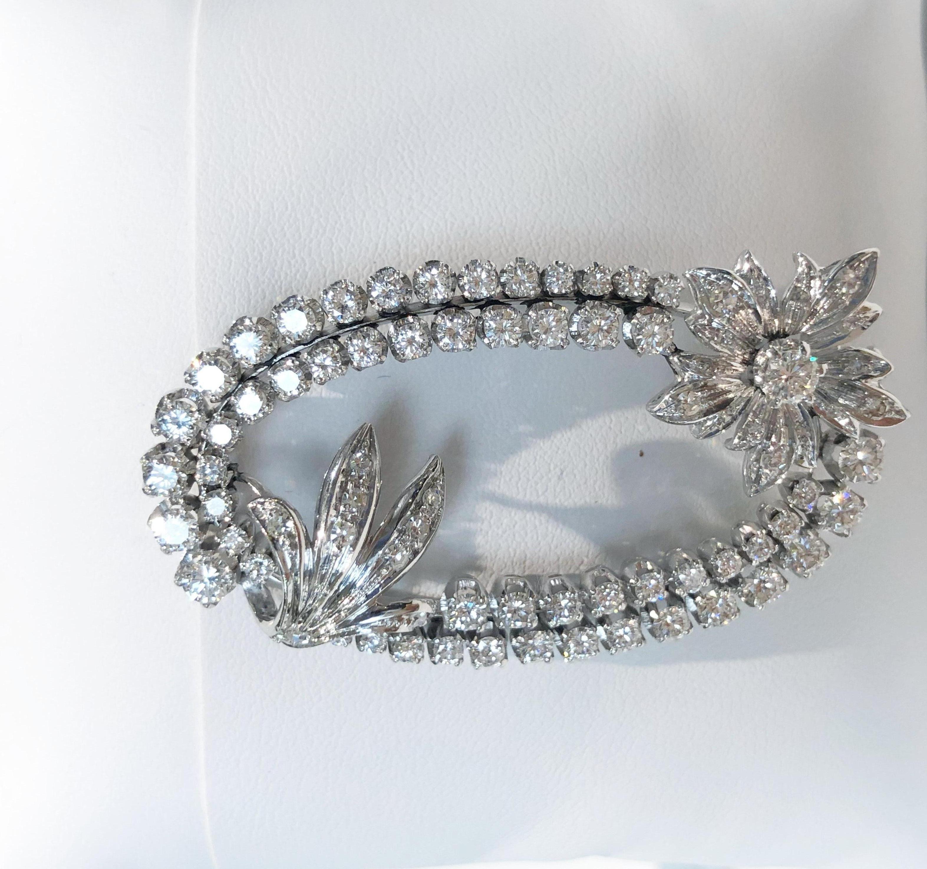 White Gold and Diamond Brooch In Good Condition For Sale In Palm Springs, CA