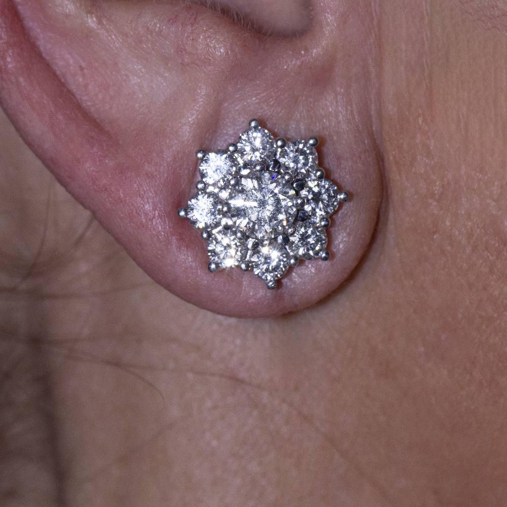 White Gold and Diamond Cluster Earrings For Sale 1