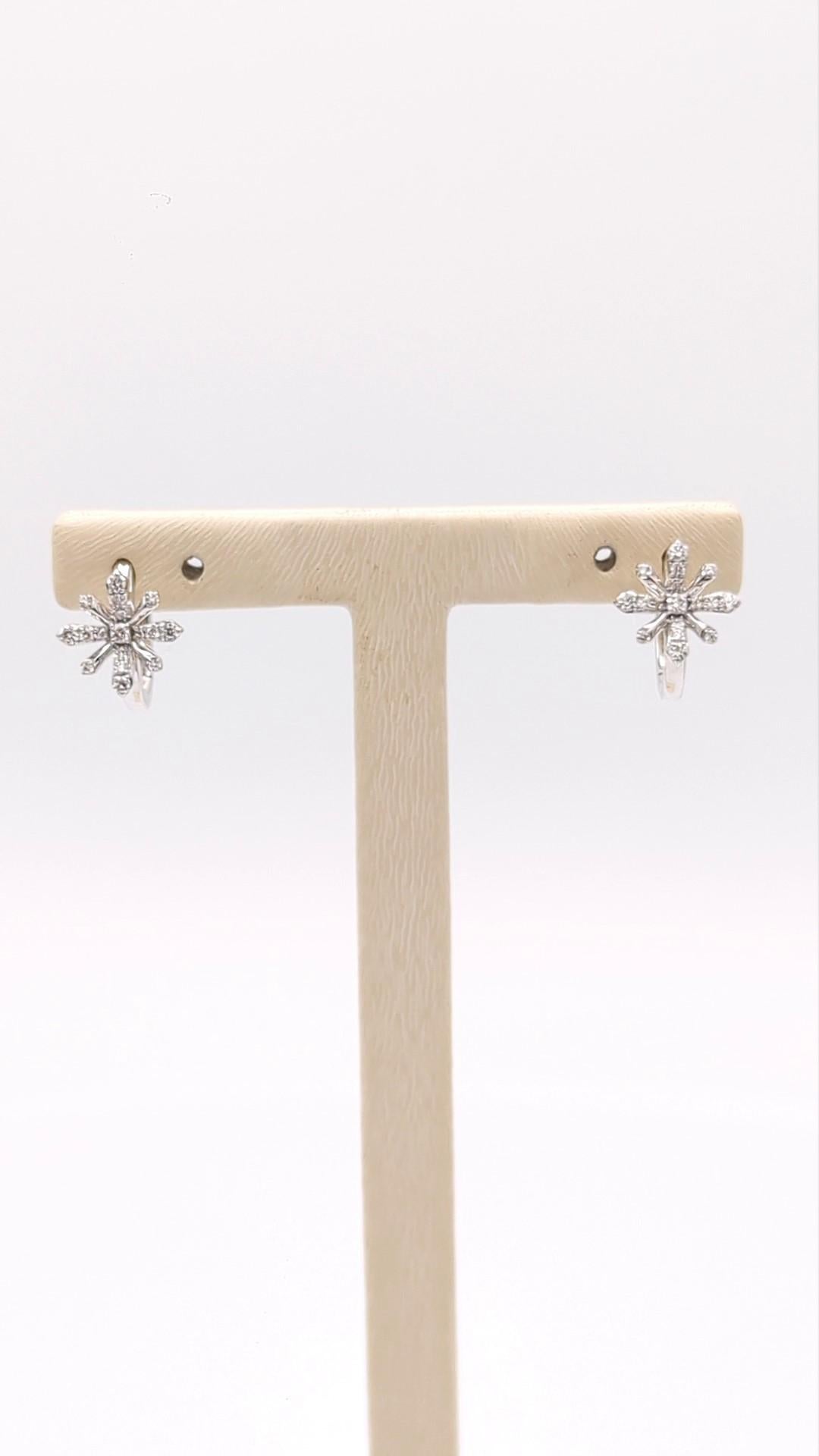 White Gold and Diamond Edelweiss Sunshine Hoop  Earrings In New Condition For Sale In Bilbao, ES