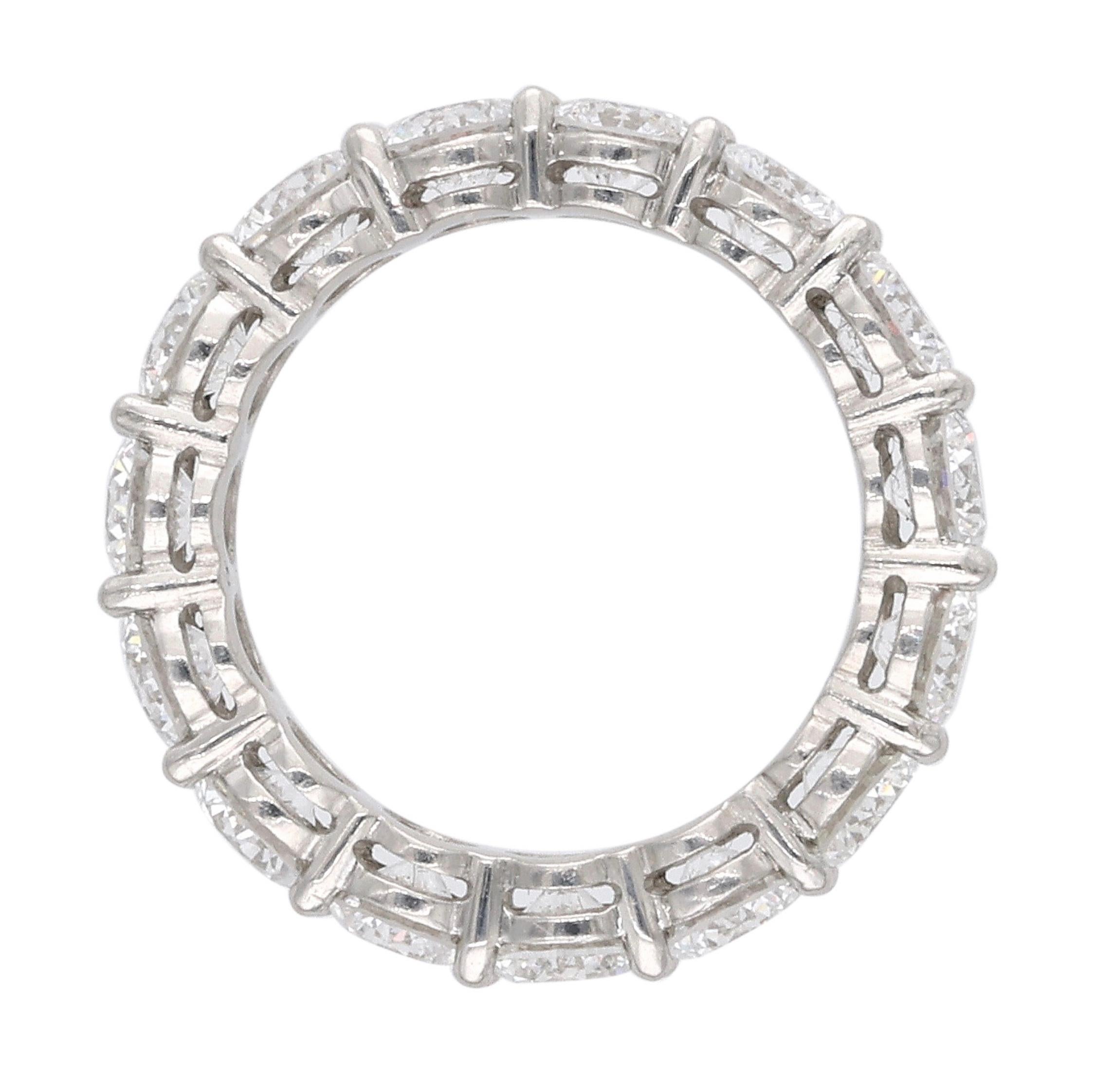White Gold and Diamond Eternity Band Ring In Excellent Condition For Sale In New York, NY