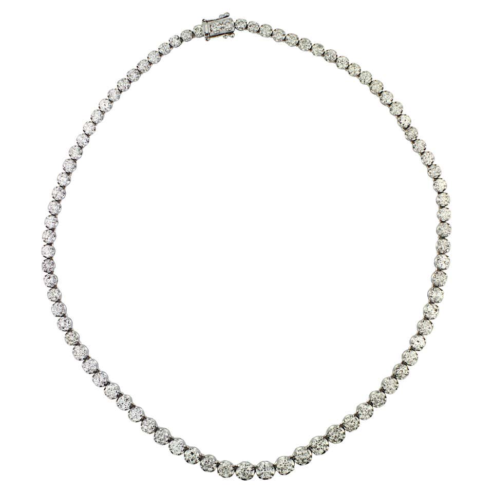 Black and White Diamond Necklace For Sale at 1stDibs